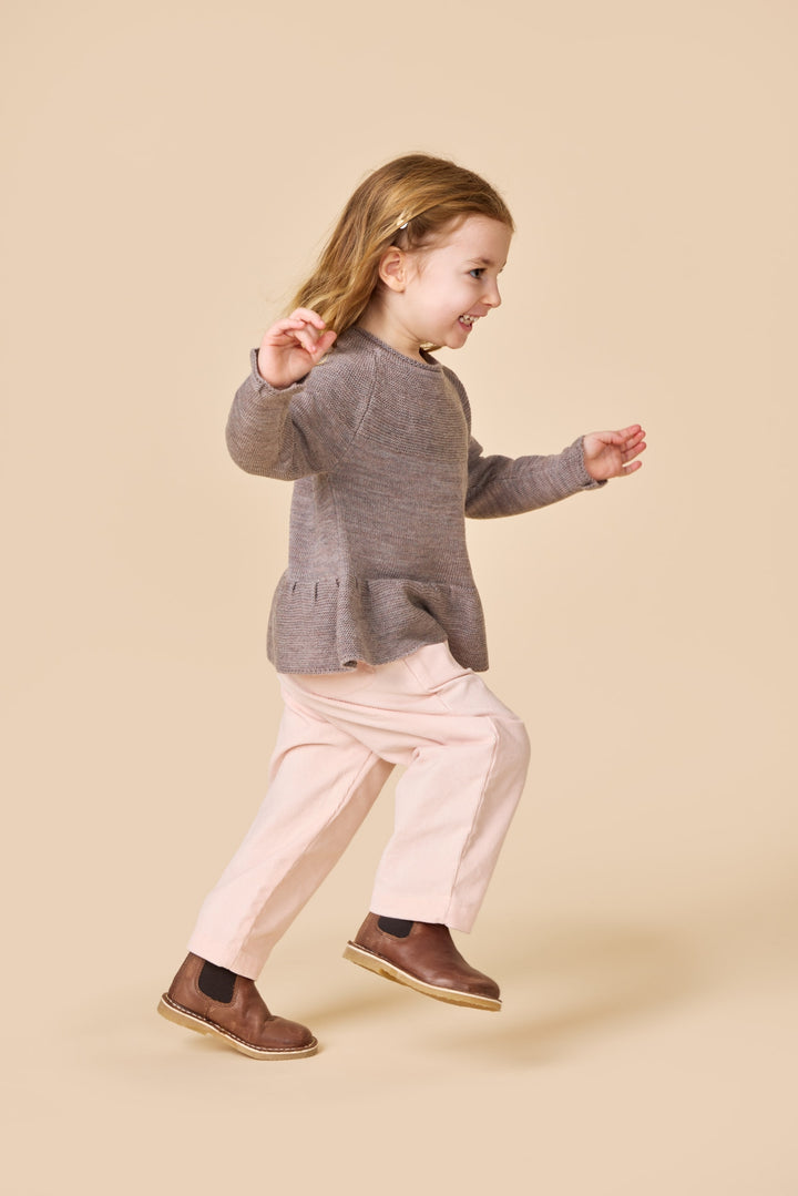 STRIKKET BLUSE M. SKØRT I MERINOULD - NATURAL MELANGE