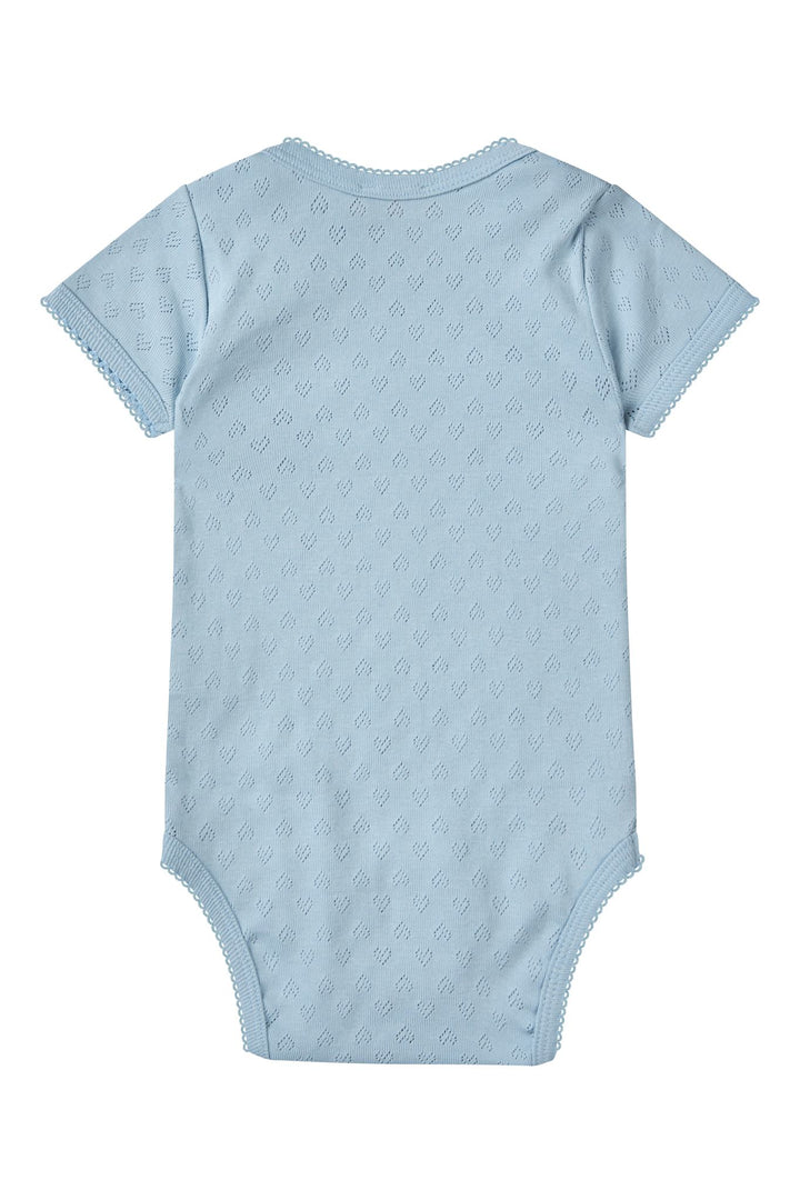 POINTELLE HJERTE BODY SHORT SLEEVE - DUSTY BLUE