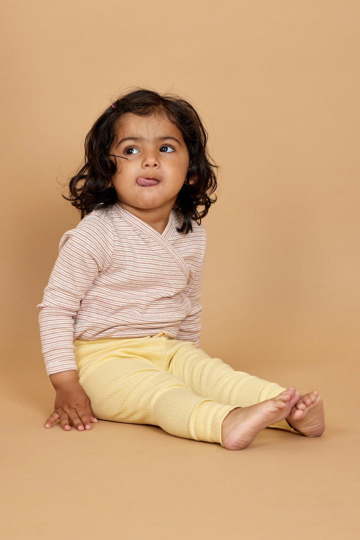 LEGGINGS I RIB JERSEY MED SNØRE - PALE YELLOW