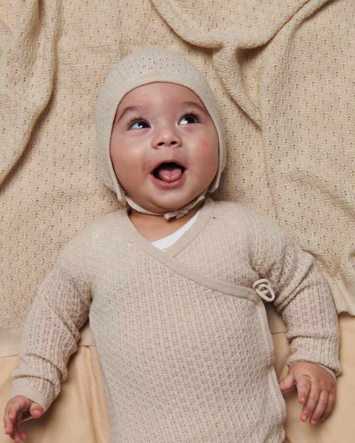 2-Pak Merinostrikket Pointelle Body & Baby Hat - Pale Cream