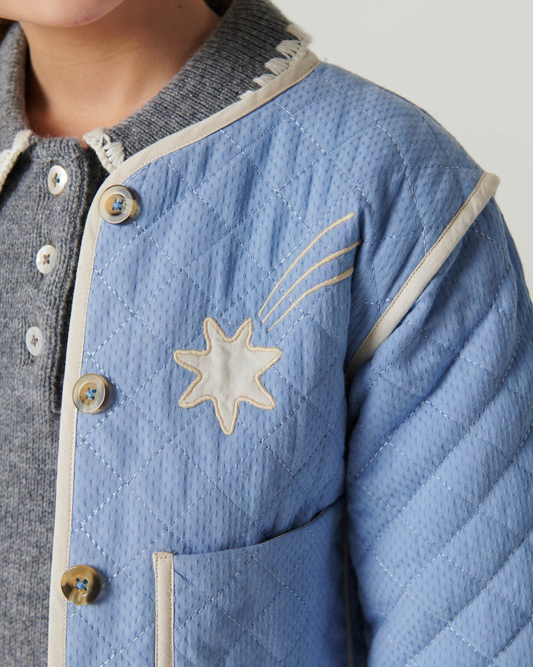 Quiltjakke m. Måne Broderi - Endless Blue