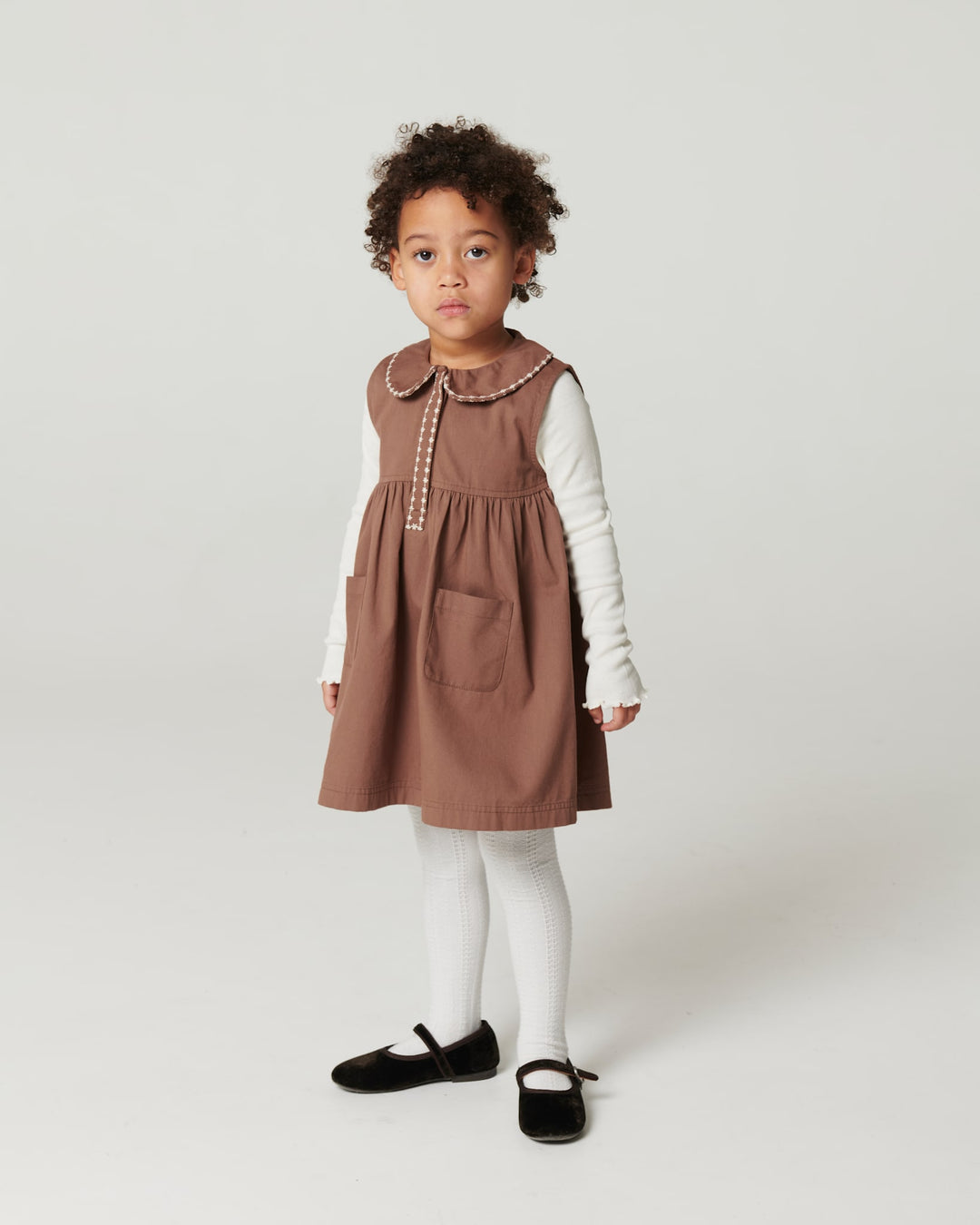 K/Æ Twill Kjole m. Broderi - WALNUT