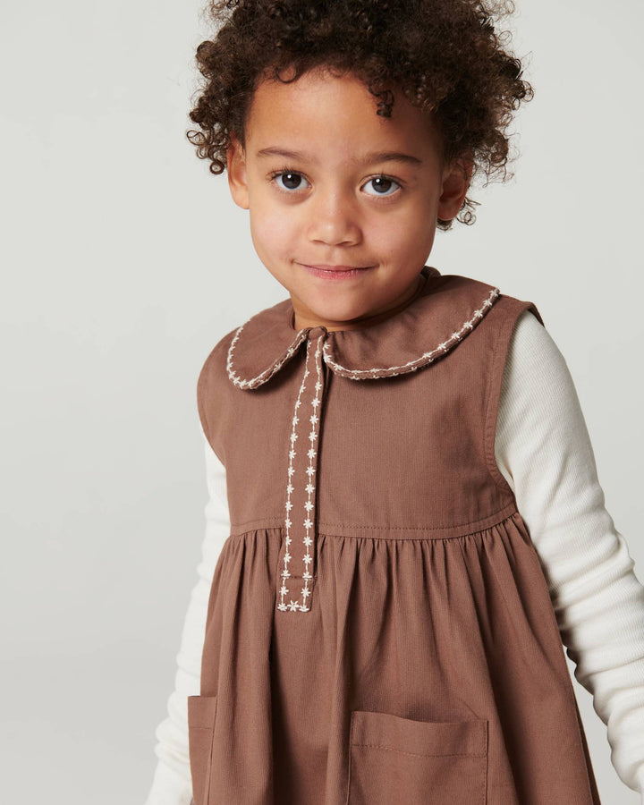 K/Æ Twill Kjole m. Broderi - WALNUT