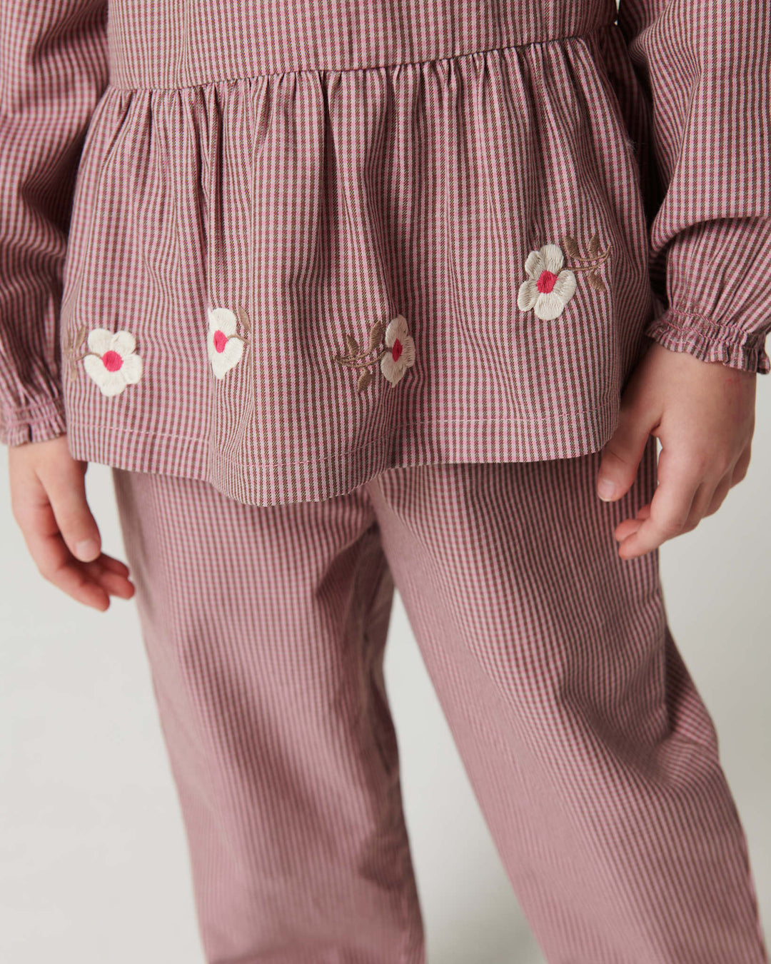 Bluse m. Blomster Broderi - Winter Rose Check Comb.