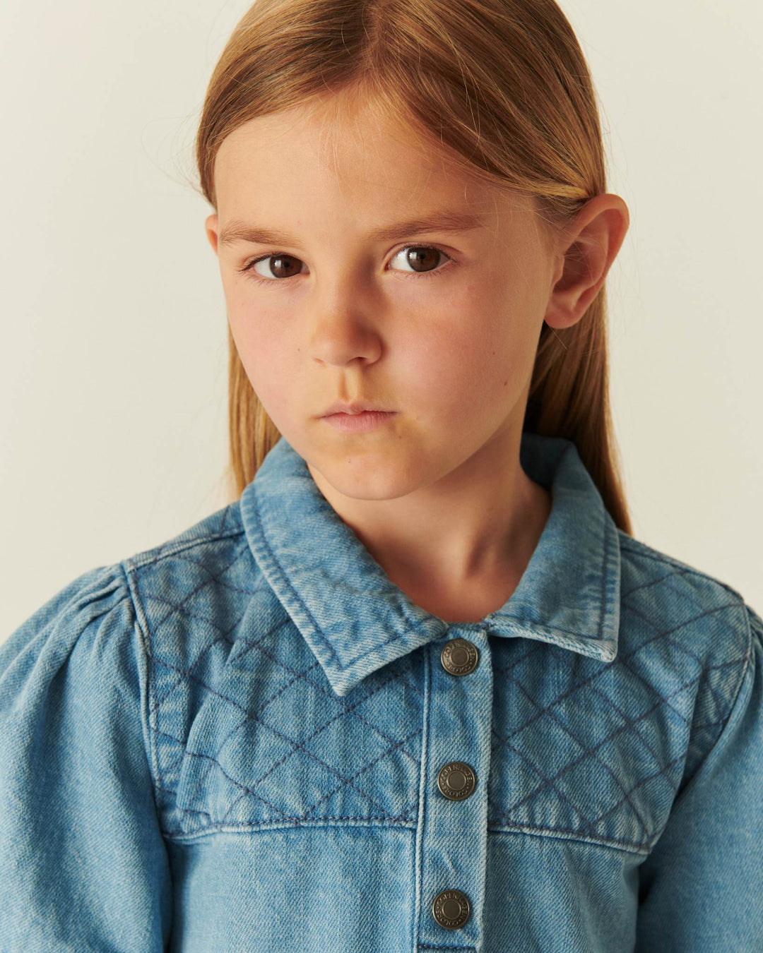 QUILTED DENIM KJOLE - LT. WASHED BLUE QUILT