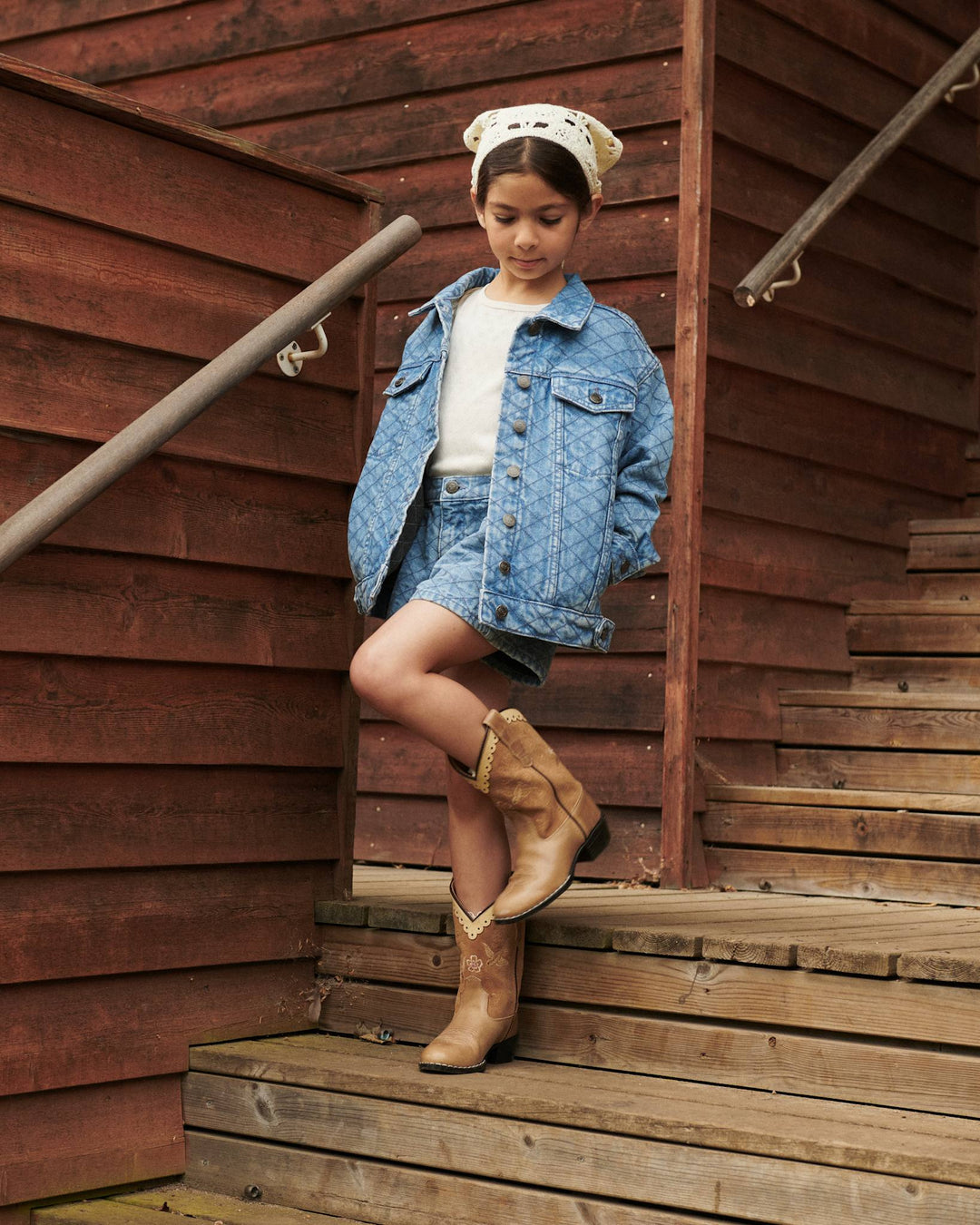 ØKOLOGISK QUILTED DENIM JAKKE - LT. WASHED BLUE QUILT