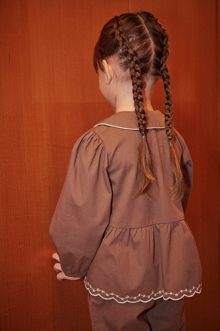 Bluse m. Broderi - Walnut