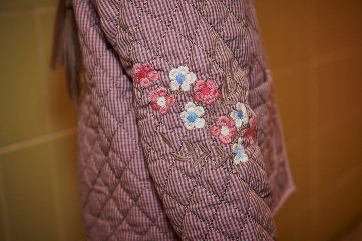 Ternet Quiltjakke m. Broderi - Winter Rose Check Comb.