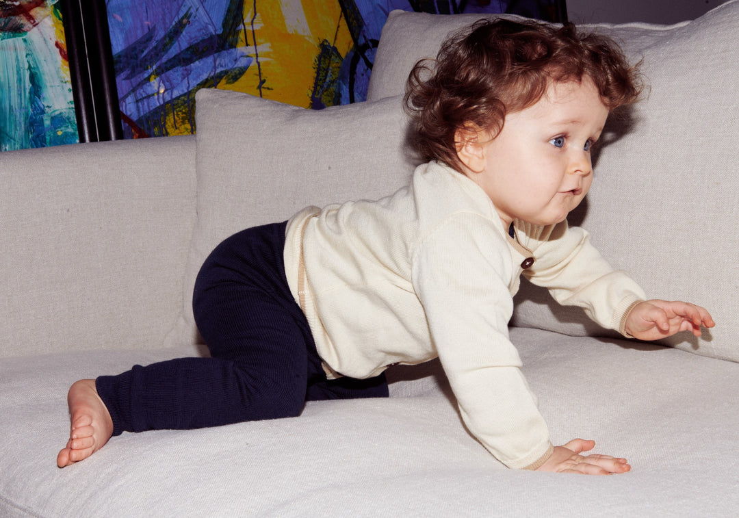 TYNDT STRIKKET LEGGINGS - NAVY