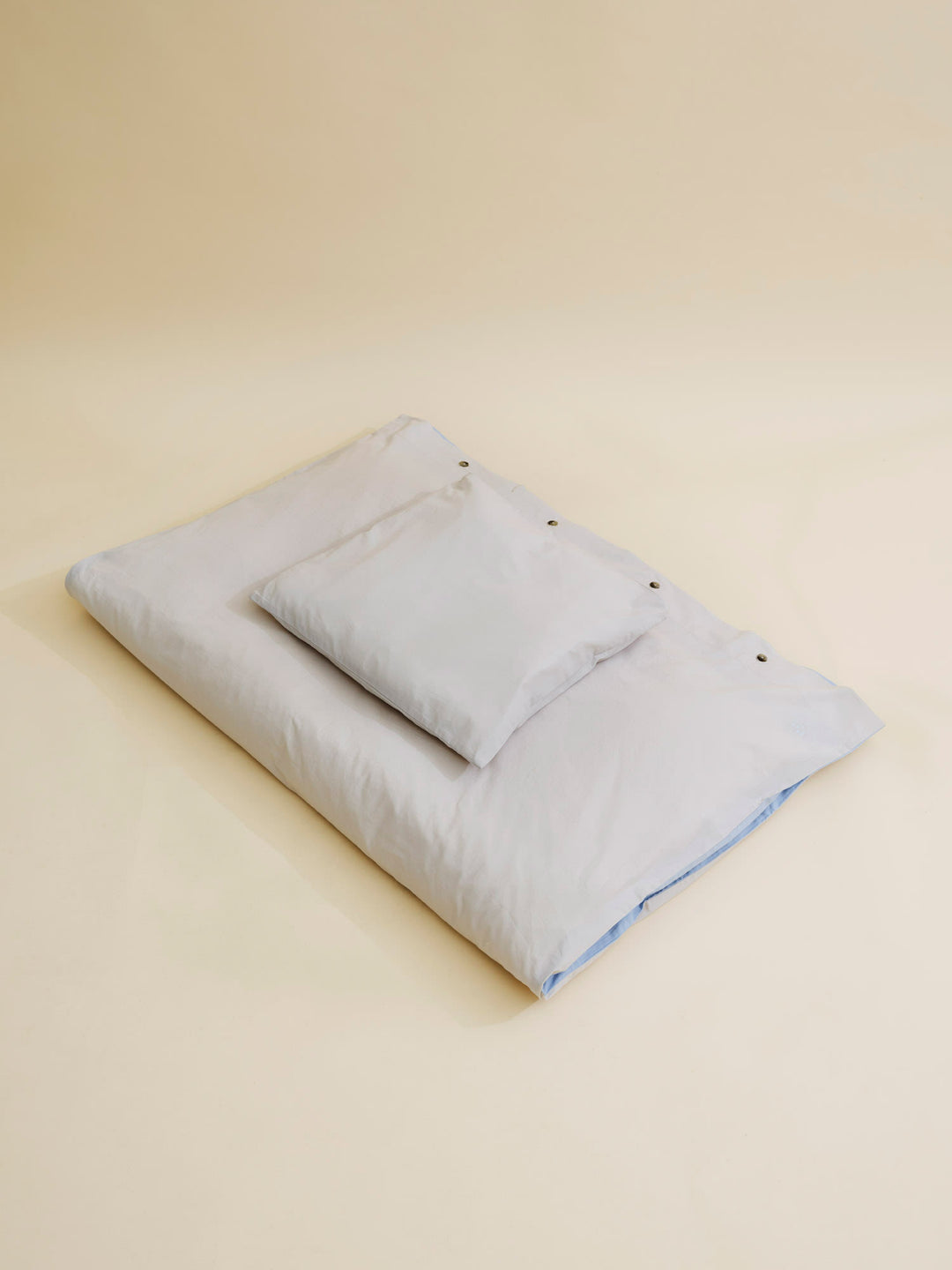 BABY SENGETØJ - LT. GREY/ DUSTY BLUE