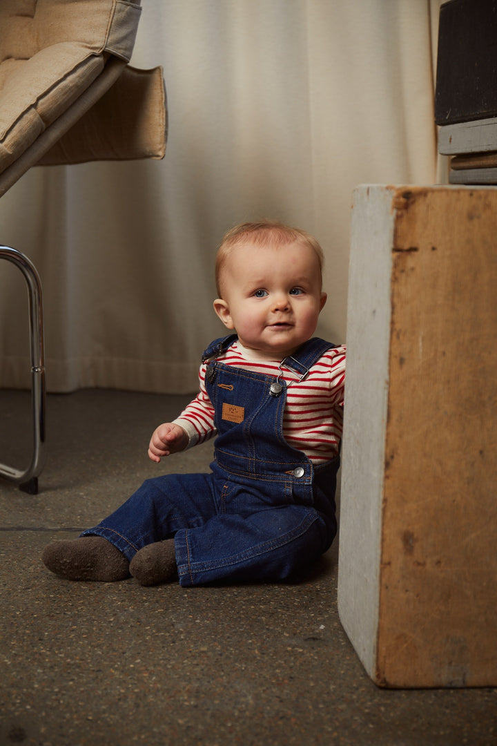ØKOLOGISKE BABY OVERALLS - DARK INDIGO BLUE WASHED