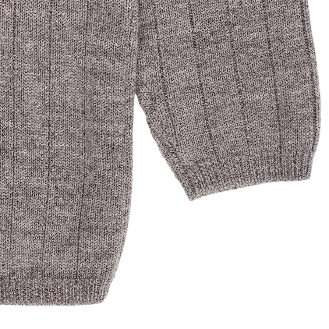 STRIKKET BLUSE I MERINOULD M. KNAPLUKNING OVER SKULDER - NATURAL MELANGE